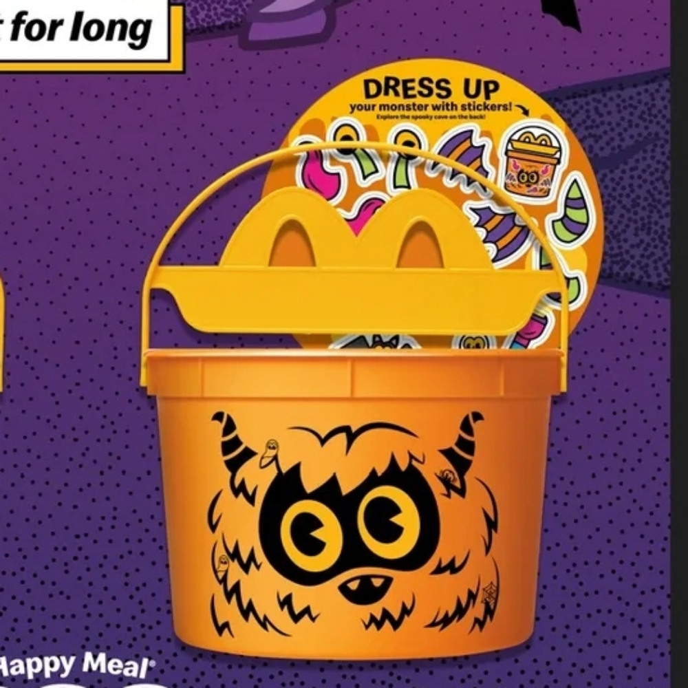 🆕️2024 Limited Edition McDonald's Boo Bucket Orange Monster Plastic Collectible